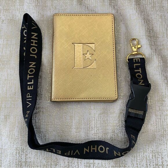 Sir ELTON JOHN Final YELLOW BRICK ROAD TOUR Passport Holder & VIP Lanyard - Picture 1 of 14